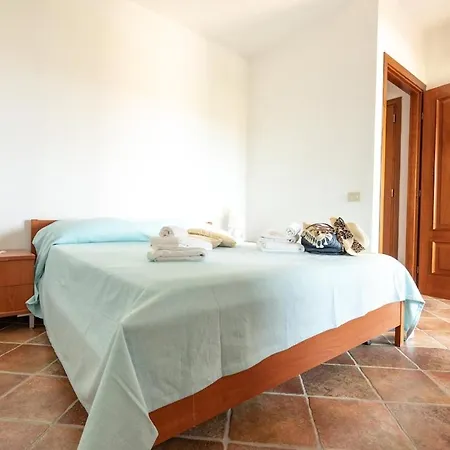 Semesterbostad Perla Marina Porto San Paolo (Sardinia)