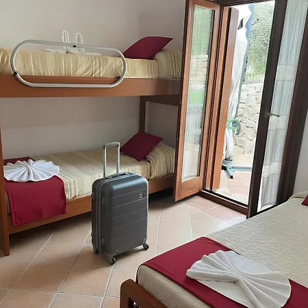 Perla Marina بيت للعطل