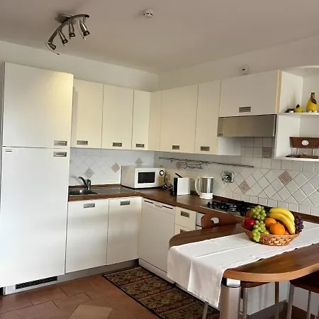 Semesterbostad Perla Marina *